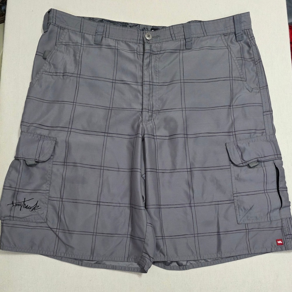 Tony Hawk Mens 40 Gray Plaid Cargo Shorts Lightweight Pockets Casual Golf